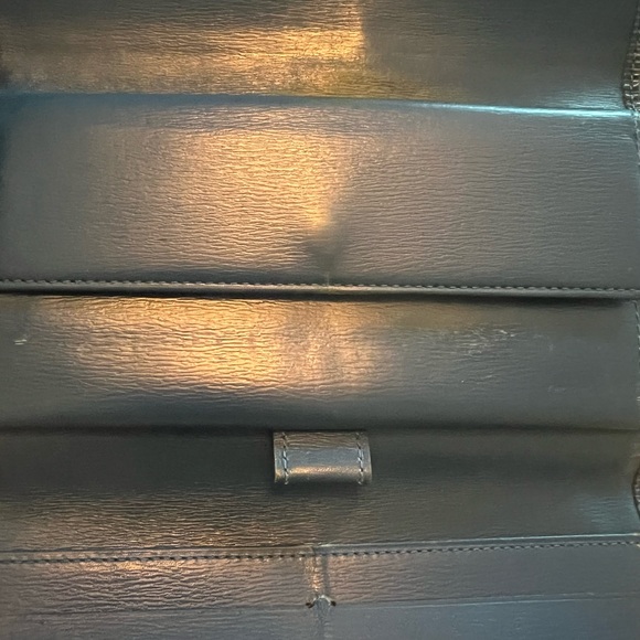 Blue LV Epi Sarah Wallet - Picture 4 of 7